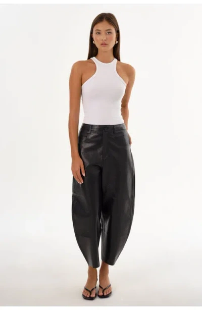 Lamarque Fenne Leather Tapered Pant In Black