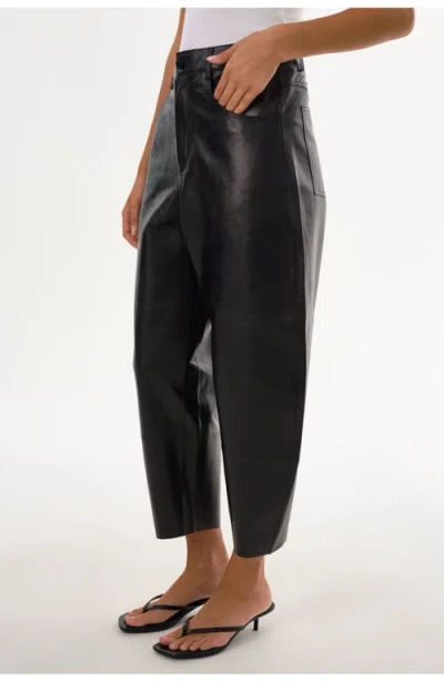 Lamarque Fenne Leather Tapered Pant In Black