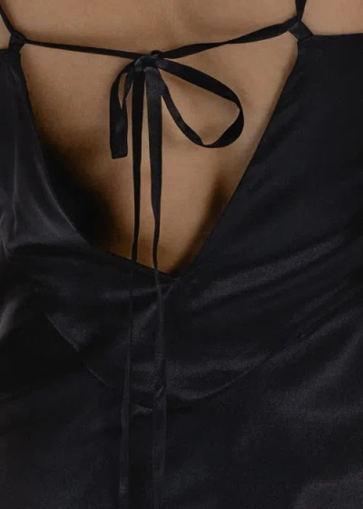 Alas V-neck Sleeveless Silk Blouse