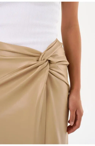 Lamarque Eileen Twist Front Skirt