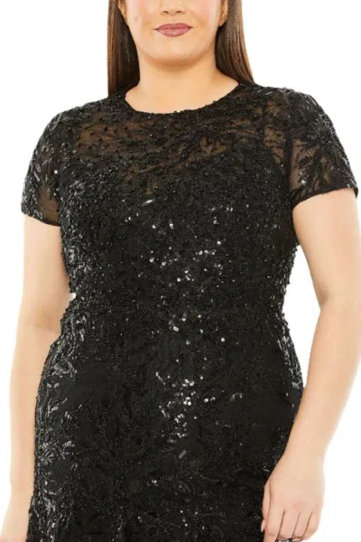 Mac Duggal Hand Embellished Mesh Overlay Short Sleeve Applique Gown In Black