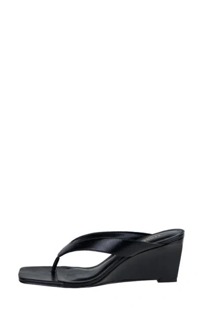 Kenneth Cole Susannah Leather Thong Wedge Sandal In Black