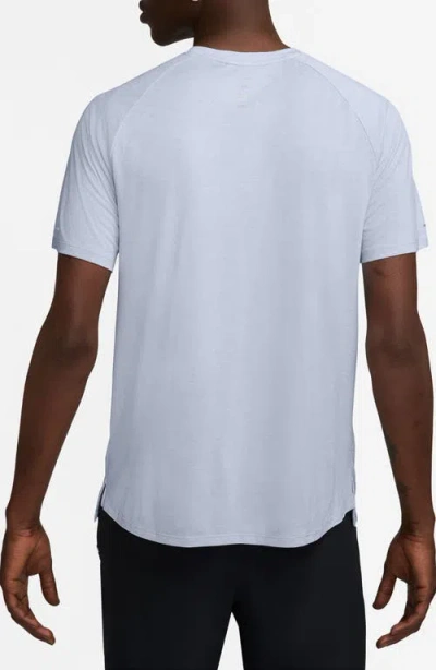 Nike Stride Dri-fit Adv Running T-shirt