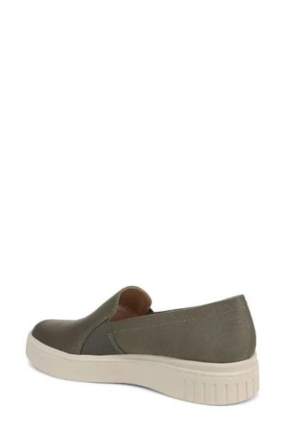 Lifestride Grandeur Slip-on Sneaker