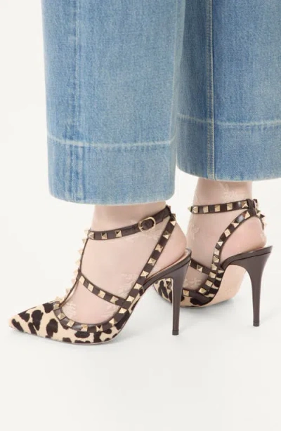 Valentino Rockstud Pumps In Animal Print In Brown
