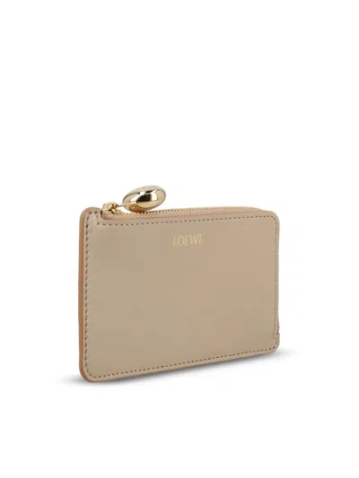 Loewe Pebble Card Holder With Coin Purse In Shiny Calfskin In Brown