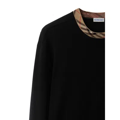Burberry Crew Neck Knitwear With Distinctive Patterned Collar