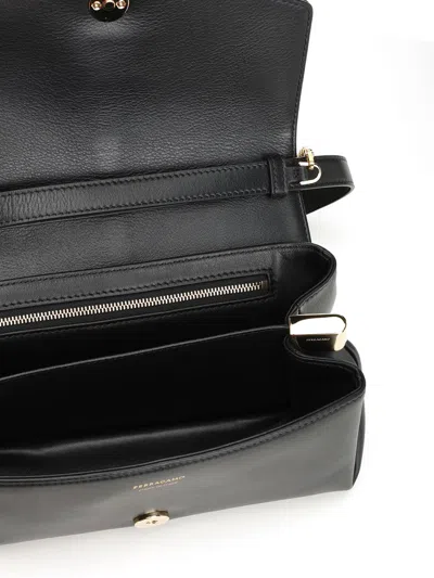 Ferragamo Gancino Pouch Small Shoulder Bag With Shoudler Strap And Chain Shoulder Bags Black