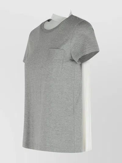 Sacai Cotton T-shirt With Pleated Back And Chest Pocket In Gray