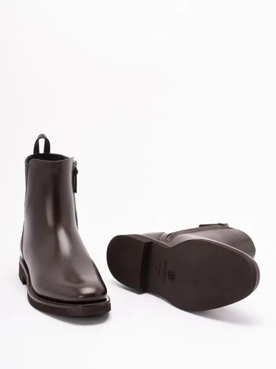 Brunello Cucinelli Matt Leather Chlesea Boots With Shiny Detail Shoes In Brown