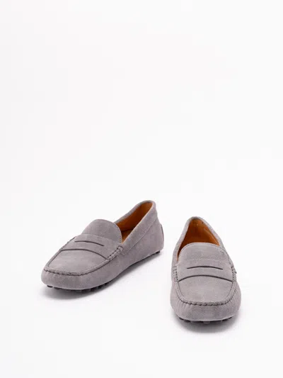 Tod's Women `gommino` Driving Shoes In Suede