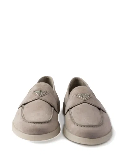 Prada Wildleder-loafer Mit Emailliertem Triangel-logo In Gray