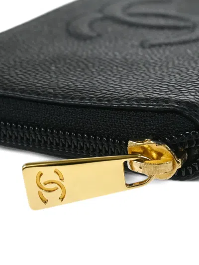 Pre-owned Chanel 2003 Caviar Leather Zip Wallet