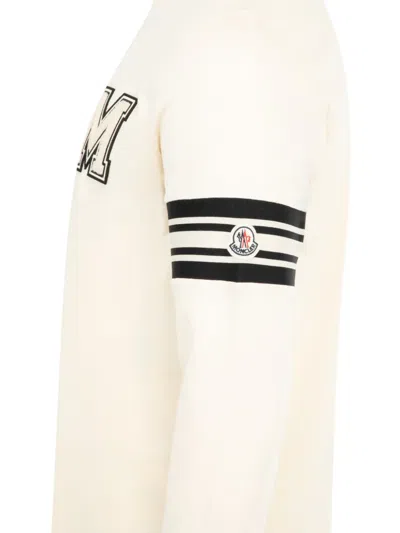 Moncler Archivio T-shirt In Neutral