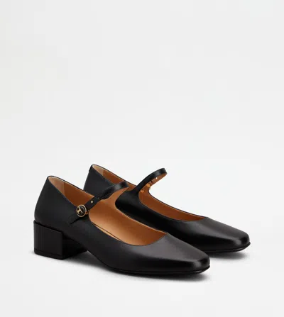 Tod's Mary Jane Pumps In Leather In Black