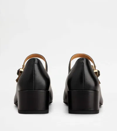 Tod's Mary Jane Pumps In Leather In Black