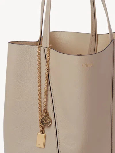 Chloé Spin Grained Leather Tote Bag In Neutral