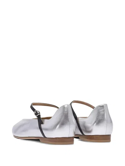 THÉA POINTED-TOE LEATHER FLATS