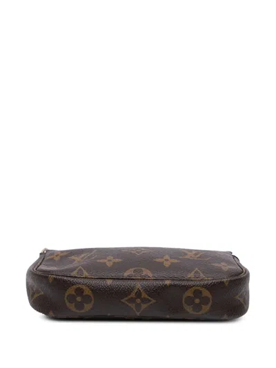 Pre-owned Louis Vuitton 2011 Monogram Mini Pochette Accessoires Handbag