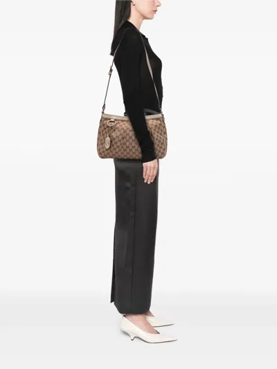 Pre-owned Gucci 2016-2025 Gg Canvas Sukey Crossbody Bag