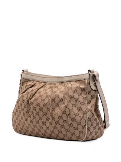 Pre-owned Gucci 2016-2025 Gg Canvas Sukey Crossbody Bag