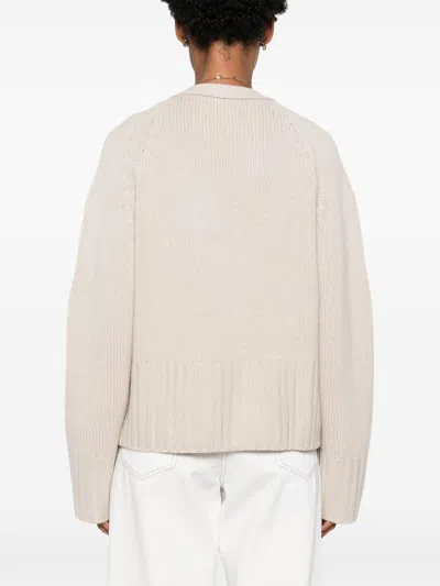 Soft Goat Cashmere V-necked Cardigan