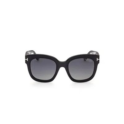 Tom Ford Beatrix-02 Ft0613 01d