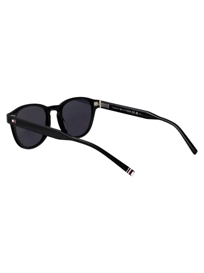 Tommy Hilfiger Square-frame Sunglasses In Black