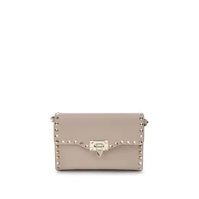 Valentino Garavani Women Rockstud Shoulder Bag In Pink