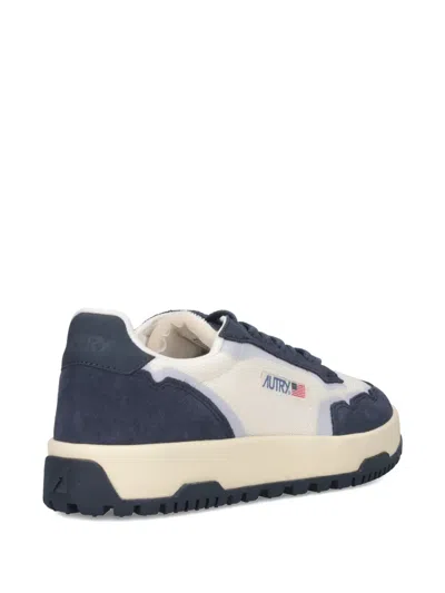 Autry Contemporary Low Top Sneakers With Contrast Panels In Blue
