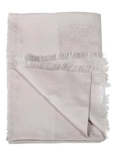Gucci Gg Pattern Fringed Scarf In Neutral