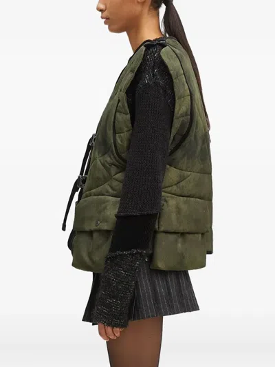 Andersson Bell Quilted Buckle-fastening Gilet In Green