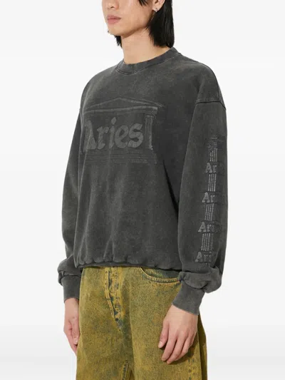 LOGO缀饰圆领卫衣