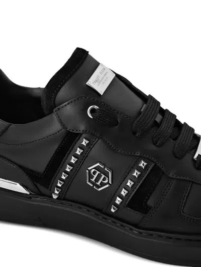 Philipp Plein Stud-embellished Low-top Sneakers In Black