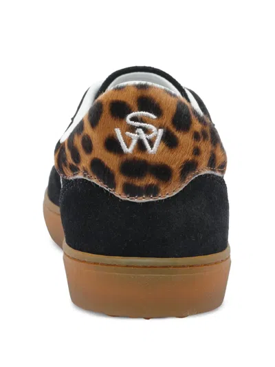 Stuart Weitzman Sw Runaround Sneaker In Black