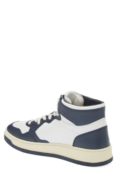Autry Bicolor Medalist High-top Sneakers In White