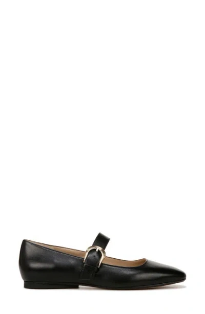 27 Edit Naturalizer Carter Mary Jane Flat