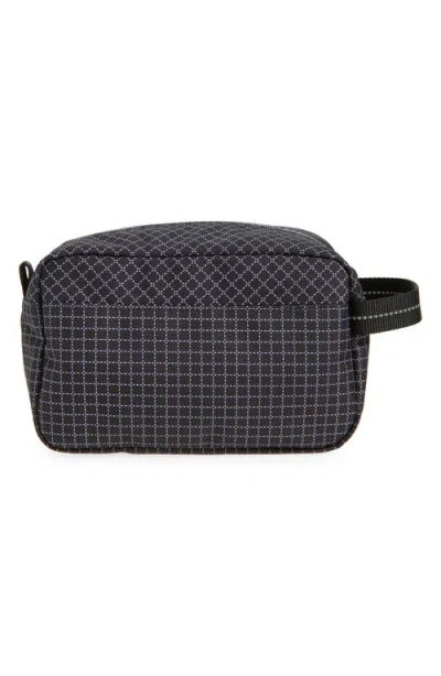Herschel Supply Co . Chapter Dopp Kitt