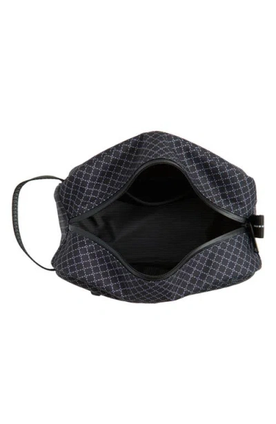 Herschel Supply Co . Chapter Dopp Kitt