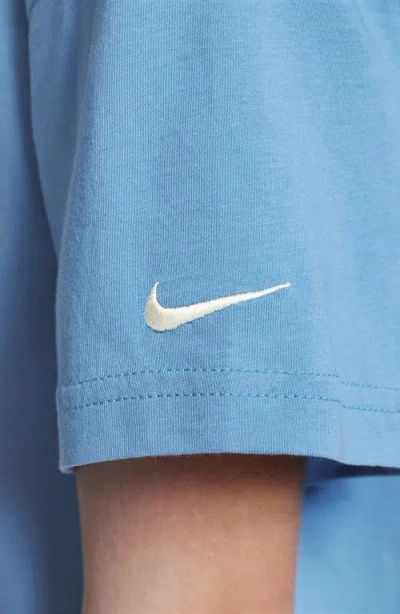 Nike Women's  Sportswear Girls' T-shirt