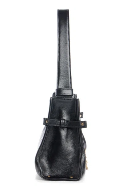 Chloé Logo Charm Hobo Bag In Shiny Leather In Black
