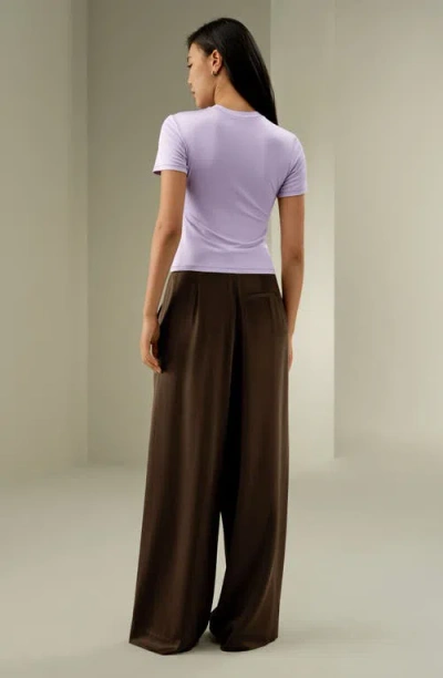 Lilysilk Slim Fitted Silk Jersey Tee In Purple