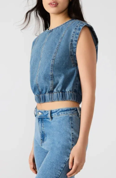 Steve Madden Leila Sleeveless Denim Crop Top In Blue