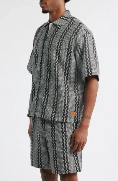 Icecream Vertical Stripe Short Sleve Knit Zip-up Shirt In Gray