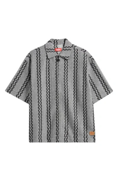 Icecream Vertical Stripe Short Sleve Knit Zip-up Shirt In Gray