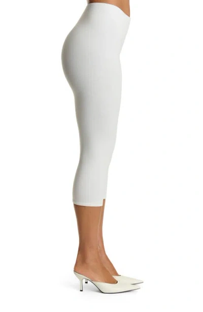 Naked Wardrobe Smooth Sculpt Crop Leggings