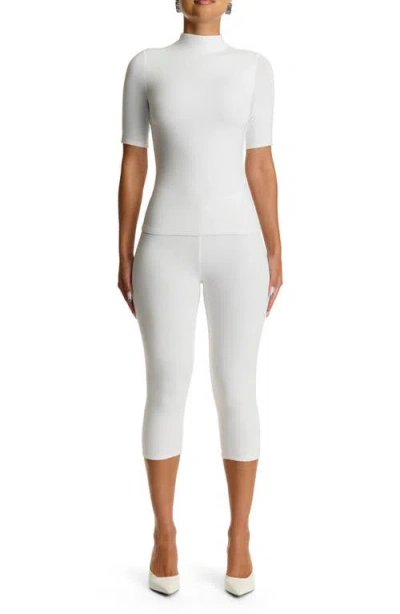 Naked Wardrobe Smooth Sculpt Crop Leggings