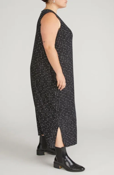 Universal Standard Claremont Midi Shift Dress