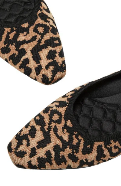 Vivaia Mini Square-toe Flats