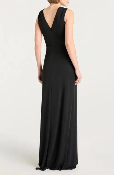 Cinq À Sept Ansey Sleeveless Twist-front Gown In Black